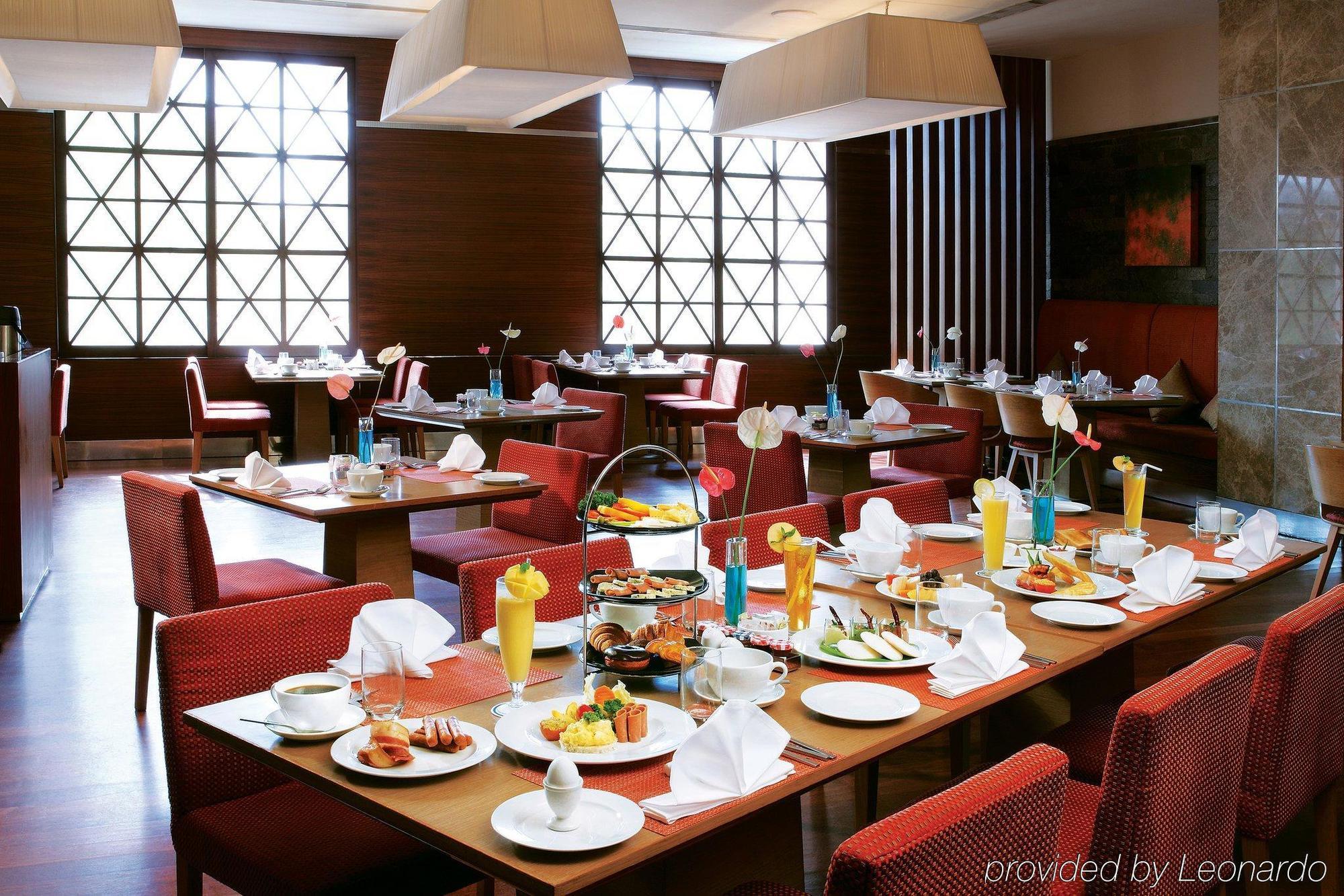 Hyatt Regency Trivandrum Thiruvananthapuram Étterem fotó